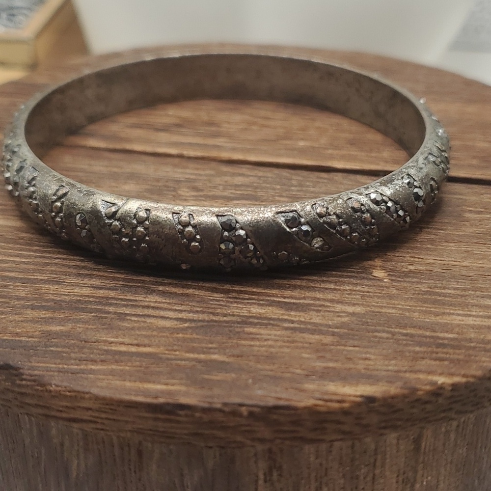Sterling very heavy B2438 Chinese export dragon silver bracelet